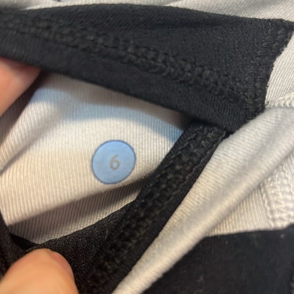 Lululemon Astro Pant - Picture 6 of 6